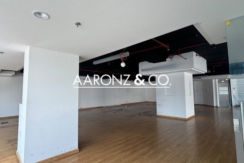 Oficina en Business Bay, Dubai, 304 m², № 95362 - foto 6