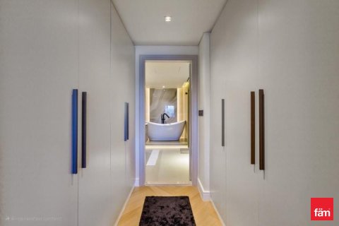 Villa en Dubai, 3 dormitorios, 247.4 m², № 83421 - foto 9