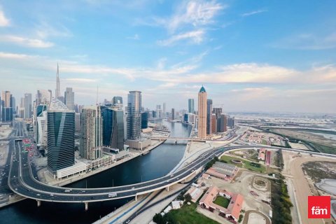 Apartamento en Business Bay, Dubai, 1 dormitorio, 96.1 m², № 83424 - foto 7