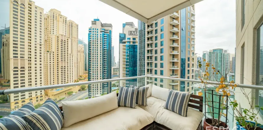 Apartment in Dubai Marina, Dubai 2 bedrooms, 125 sq.m. № 122892
