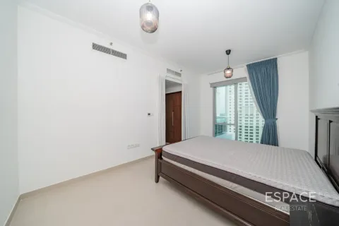 Apartment in Dubai Marina, Dubai 2 bedrooms, 125 sq.m. № 122892 - photo 12