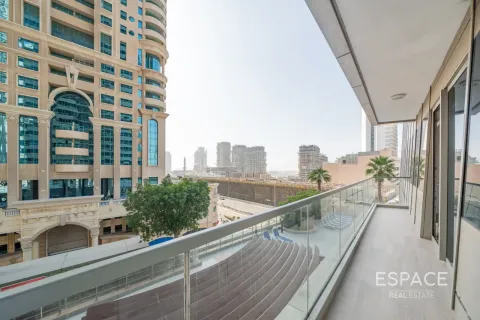 Apartment in Dubai Marina, Dubai 3 bedrooms, 162 sq.m. № 122896 - photo 18