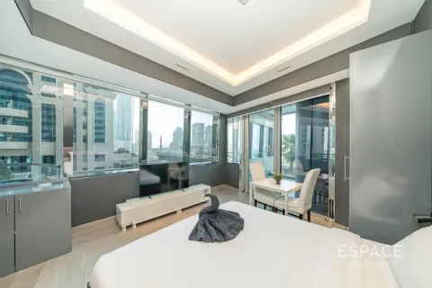 Apartment in Dubai Marina, Dubai 3 bedrooms, 162 sq.m. № 122896 - photo 10
