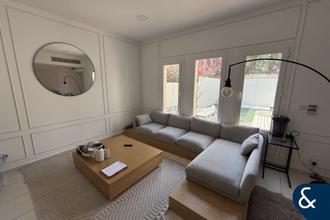 Villa in Springs 14, The Springs, Dubai 3 bedrooms, 290 sq.m. № 74852 - photo 4