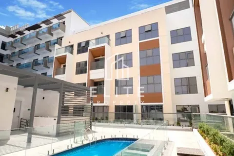 Building in Jumeirah Village Circle, Dubai 9403 sq.m. № 38964 - photo 1