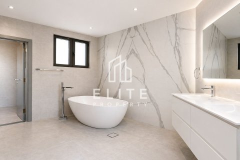 Villa in Palm Jumeirah, Dubai 5 bedrooms, 622 sq.m. № 121474 - photo 8
