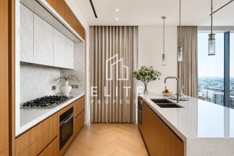 Квартира в Аль-Васле, Дубай, 2 спальни, 215м², № 121471
