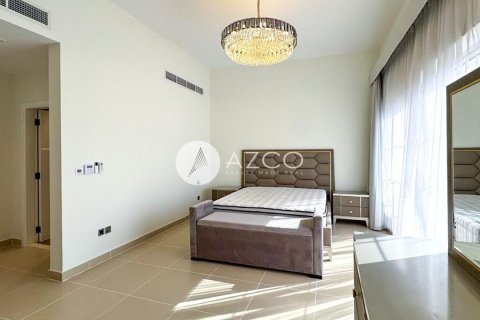 Villa en Dubai, 4 dormitorios, 468.7 m², № 37818 - foto 15