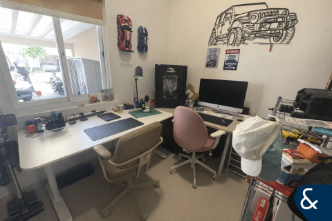 Снять в аренду виллу в Villanova, Dubai Land, Дубай: 3 спальни, 161м², № 98905 - фото 6