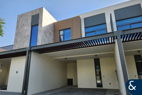 Villa in Joy, Arabian Ranches 3, Dubai 3 bedrooms, 180 sq.m. № 98892 - photo 2