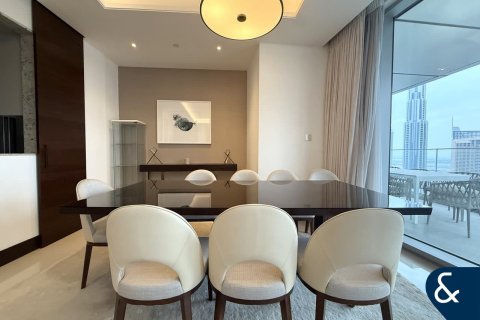 Apartment in Downtown Dubai (Downtown Burj Dubai), Dubai 3 bedrooms, 226 sq.m. № 98894 - photo 16