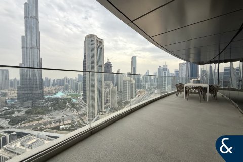 Apartment in Downtown Dubai (Downtown Burj Dubai), Dubai 3 bedrooms, 226 sq.m. № 98894 - photo 17