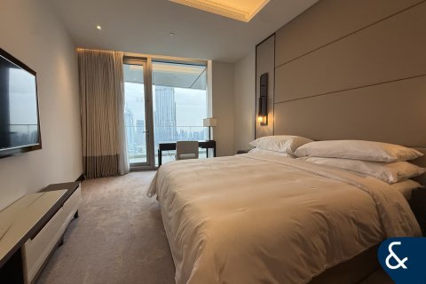 Apartment in Downtown Dubai (Downtown Burj Dubai), Dubai 3 bedrooms, 226 sq.m. № 98894 - photo 15