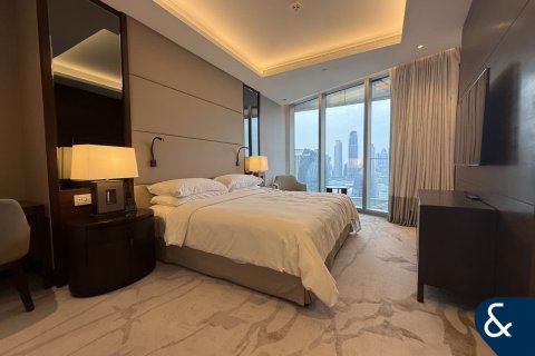 Apartment in Downtown Dubai (Downtown Burj Dubai), Dubai 3 bedrooms, 226 sq.m. № 98894 - photo 11