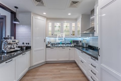 Купить квартиру в Zaafaran, Old Town, Дубай: 2 спальни, 124м², № 73404 - фото 11