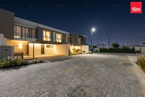Villa in Jebel Ali, Dubai 3 bedrooms, 232.3 sq.m. № 69475 - photo 25