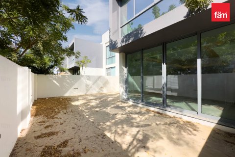 Villa in Jebel Ali, Dubai 3 bedrooms, 232.3 sq.m. № 69475 - photo 6