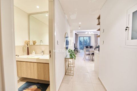 Купить квартиру в Downtown Views II, Даунтаун Дубай (Даунтаун Бурдж Дубай), Дубай: 2 спальни, 103м², № 73664 - фото 12