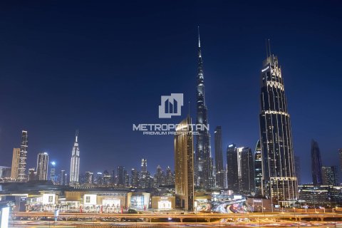 Купить квартиру в Downtown Views II, Даунтаун Дубай (Даунтаун Бурдж Дубай), Дубай: 2 спальни, 103м², № 73664 - фото 1