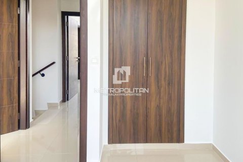 Купить таунхаус в DAMAC Hills (Akoya by DAMAC), Дубай: 3 спальни, 158м², № 73661 - фото 8