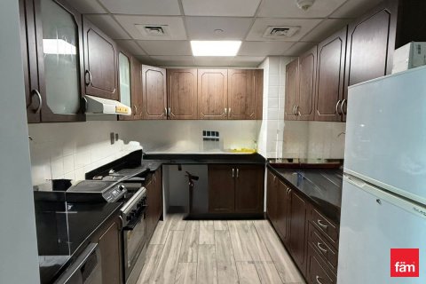 Снять в аренду квартиру в Дубае: 2 спальни, 109.9м², № 69630 - фото 2