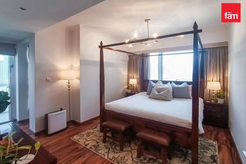 Снять в аренду квартиру в Дубае: 2 спальни, 102.2м², № 69632 - фото 4