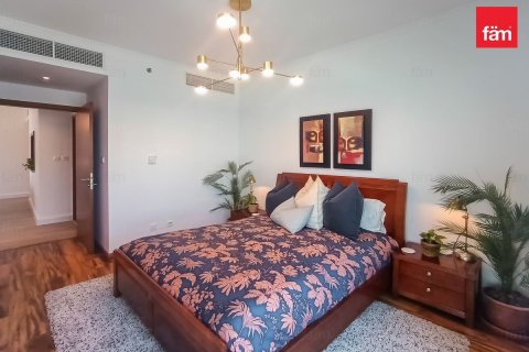 Снять в аренду квартиру в Дубае: 2 спальни, 102.2м², № 69632 - фото 3