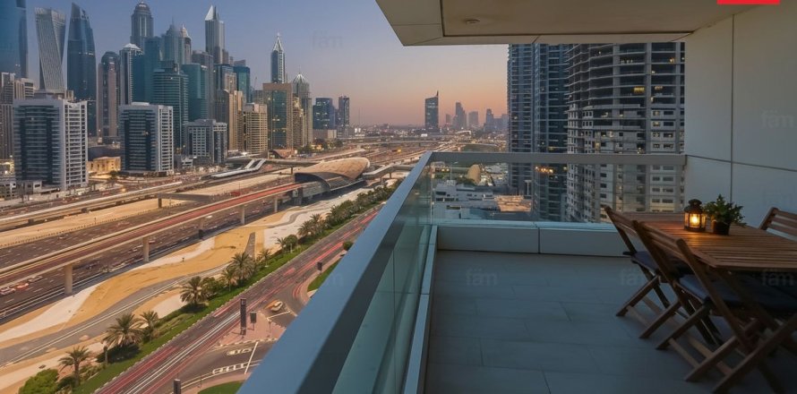 Квартира в Дубае, 2 спальни, 102.2м², № 69632