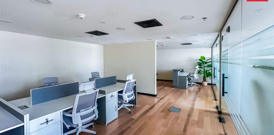 Bureau à Dubai, 94.3 m², № 69634