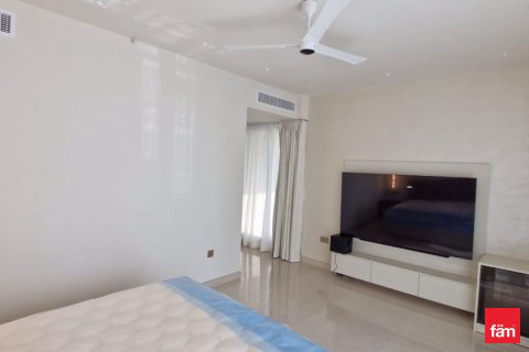 Apartamento en Downtown Dubai (Downtown Burj Dubai), Dubai, 3 dormitorios, 221 m², № 70716 - foto 13
