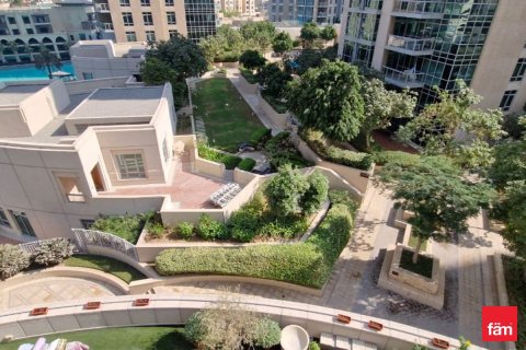 Apartamento en Downtown Dubai (Downtown Burj Dubai), Dubai, 3 dormitorios, 221 m², № 70716 - foto 27
