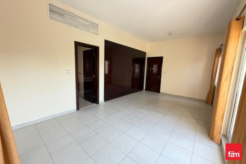 Villa en Dubai, 5 dormitorios, 673.9 m², № 70718 - foto 26