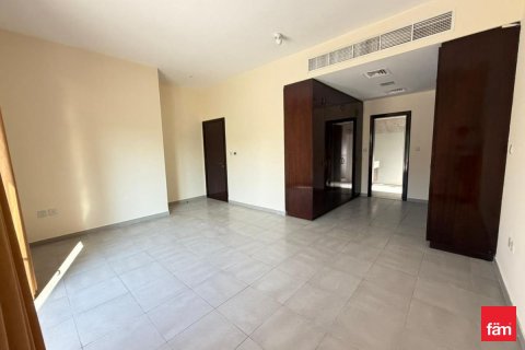 Villa en Dubai, 5 dormitorios, 673.9 m², № 70718 - foto 20