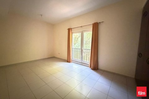 Villa en Dubai, 5 dormitorios, 673.9 m², № 70718 - foto 30