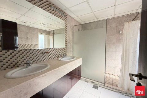 Villa en Dubai, 5 dormitorios, 673.9 m², № 70718 - foto 22