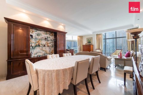 Apartment in Dubai Marina, Dubai 3 bedrooms, 201.4 sq.m. № 139712 - photo 7