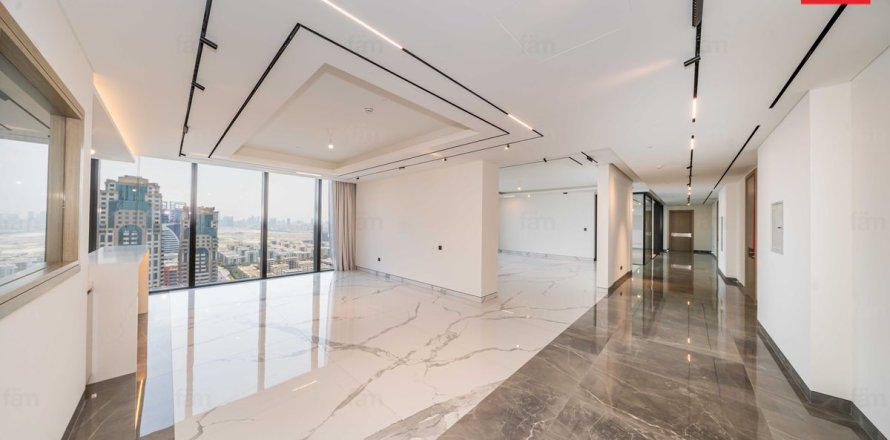 Apartamento en Al Sufouh, Dubai, 4 dormitorios, 470.3 m², № 115021