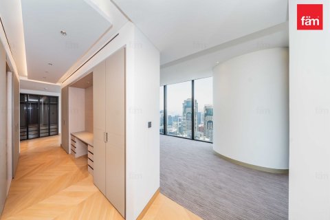 Apartamento en Al Sufouh, Dubai, 4 dormitorios, 470.3 m², № 115021 - foto 23