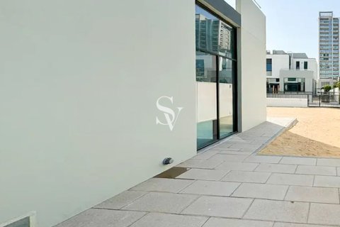 Townhouse in Murooj Al Furjan, Al Furjan, Dubai 4 bedrooms, 330 sq.m. № 118696 - photo 3