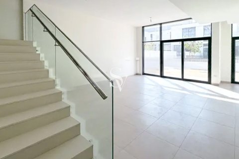 Townhouse in Murooj Al Furjan, Al Furjan, Dubai 4 bedrooms, 330 sq.m. № 118696 - photo 11