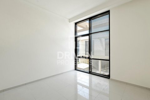 Townhouse in DAMAC Hills (Akoya by DAMAC), Dubai 3 bedrooms, 253 sq.m. № 20357 - photo 12