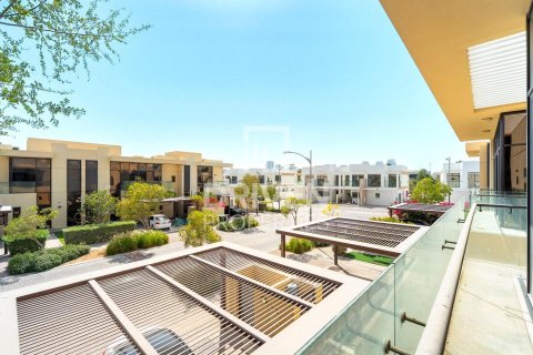 Townhouse in DAMAC Hills (Akoya by DAMAC), Dubai 3 bedrooms, 253 sq.m. № 20357 - photo 13