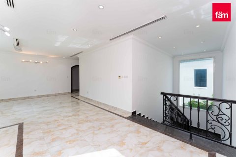 Villa in Dubai 4 bedrooms, 527.4 sq.m. № 11545 - photo 11