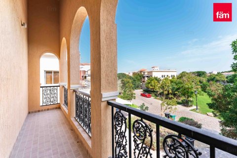 Villa in Dubai 4 bedrooms, 527.4 sq.m. № 11545 - photo 26
