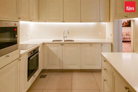 Appartement à Downtown Dubai (Downtown Burj Dubai), Dubai, 2 chambres, 162.6 m², № 11535 - photo 4