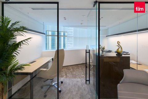 Office in Dubai 483.9 sq.m. № 123317 - photo 6