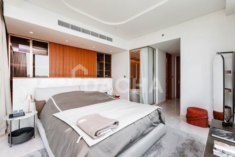 Купить квартиру в Пальме Джумейре, Дубай: 3 спальни, 177м², № 104701 - фото 2