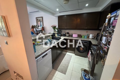 Townhouse in Jumeirah Village Triangle, Dubai 1 bedroom, 152 sq.m. № 104705 - photo 15