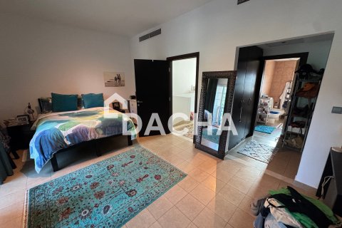 Townhouse in Jumeirah Village Triangle, Dubai 1 bedroom, 152 sq.m. № 104705 - photo 22