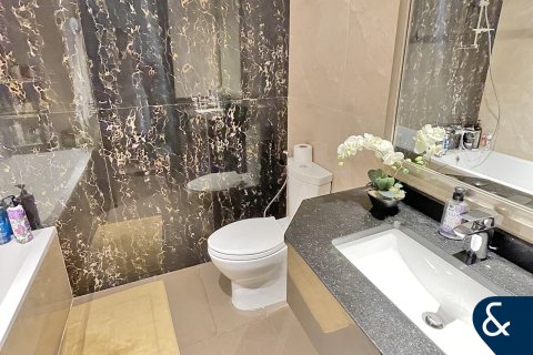 Apartamento en Downtown Dubai (Downtown Burj Dubai), Dubai, 2 dormitorios, 127 m², № 79398 - foto 5